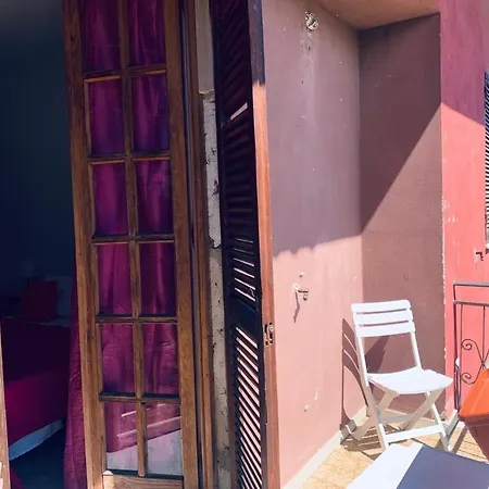 In Shared Quarto em Acomodações Particulares *